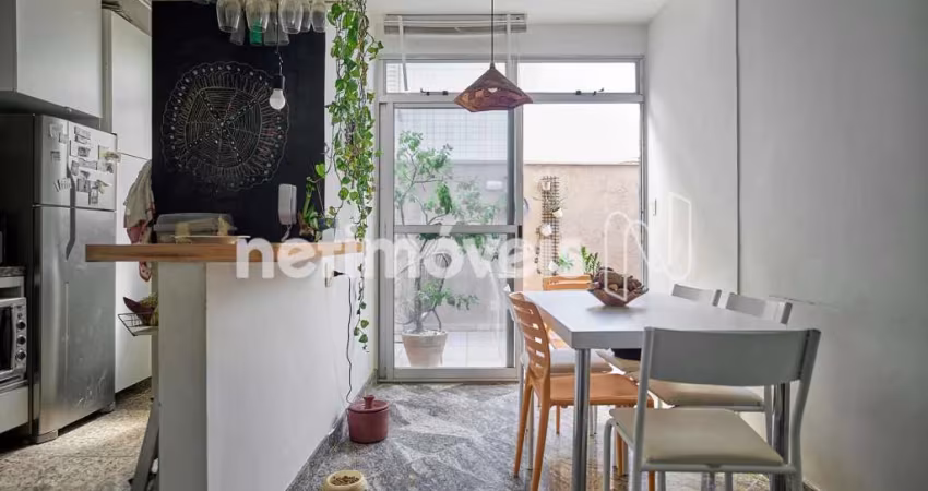 Apartamento à venda no bairro Buritis com 70 m² e 2 dormitórios/quartos disponíveis.