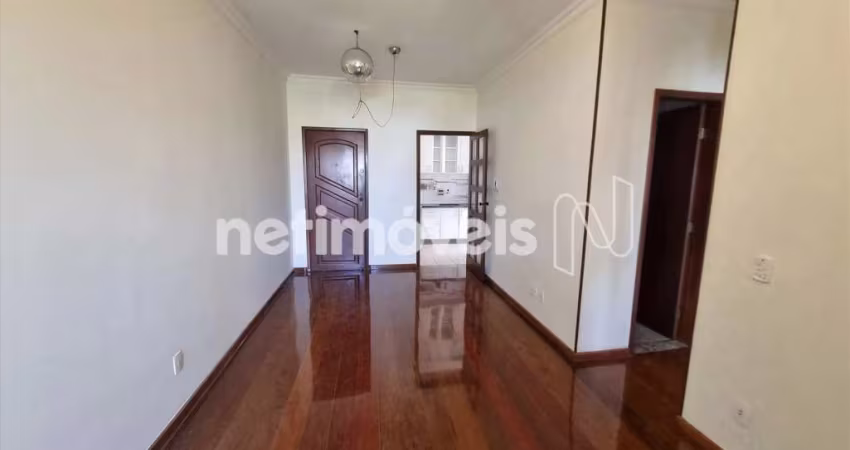 Apartamento à venda no bairro Sagrada Família com 62 m² e 3 dormitórios/quartos disponíveis.