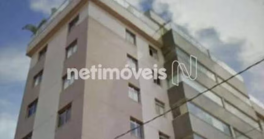 Apartamento à venda no bairro Sagrada Família com 140 m² e 4 dormitórios/quartos disponíveis