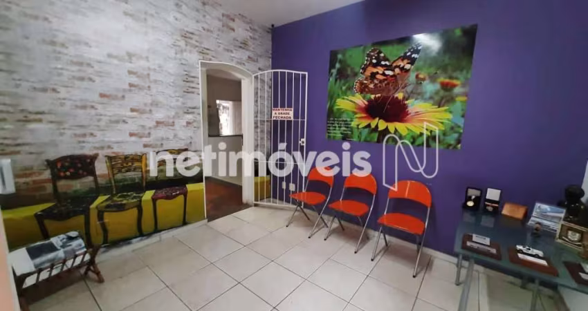 Casa residencial para alugar no bairro Cruzeiro com 150 m² de área útil.