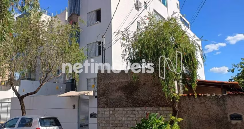 Apartamento à venda no bairro Sagrada Família, 117 m² com 3 dormitórios/quartos disponíveis