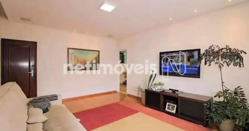 Apartamento à venda no Grajaú com 4 dormitórios e 157 m² de área útil.