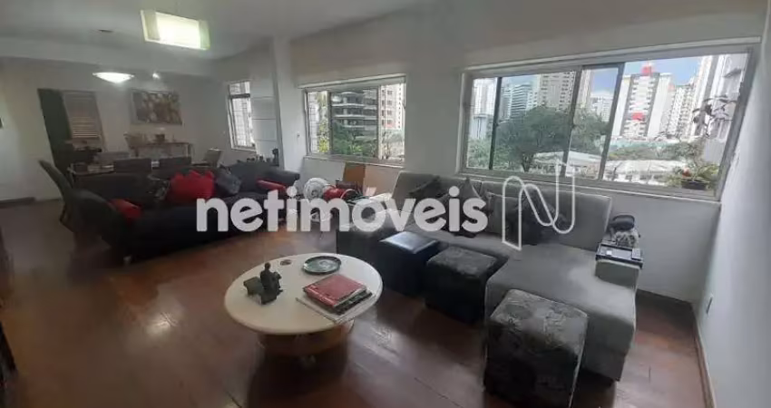 Apartamento à venda no bairro Funcionários com 160m² e 4 dormitórios/quartos