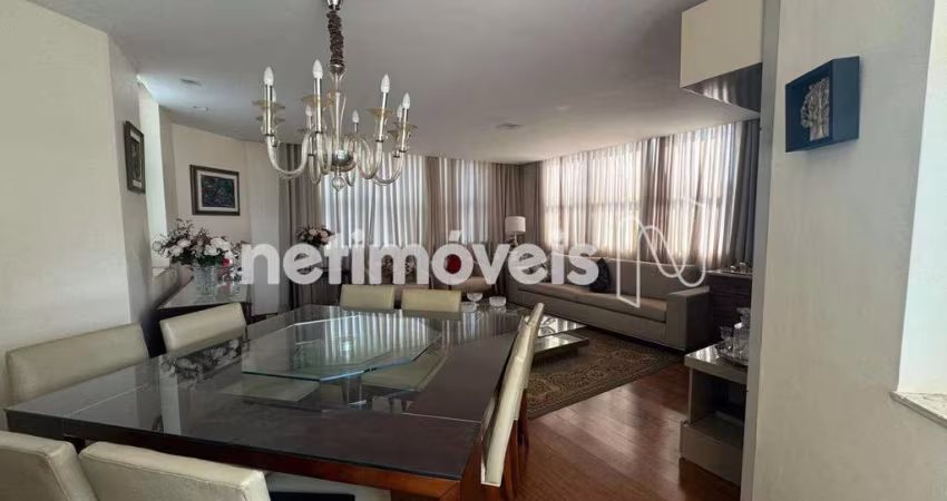 Apartamento à venda no bairro Cruzeiro com 3 dormitórios e área de 133 m²