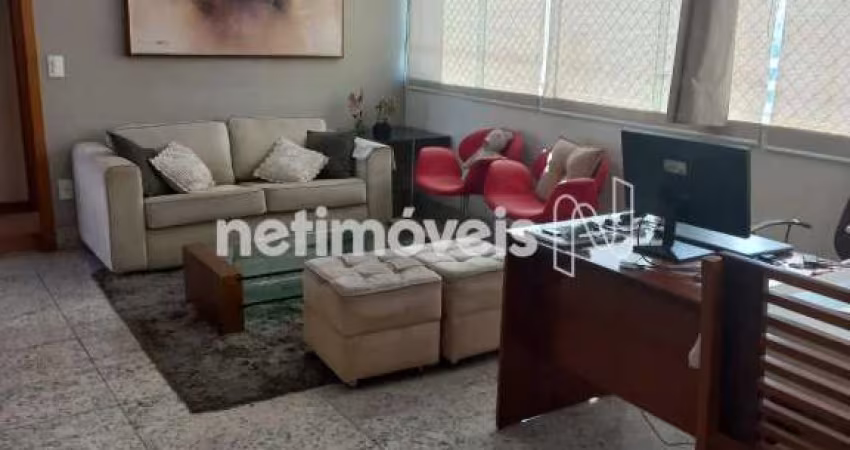 Apartamento cobertura à venda no bairro Gutierrez com 4 dormitórios e 170 m² úteis.