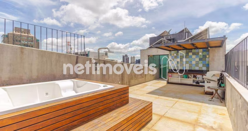 Cobertura à venda no bairro Cruzeiro com 172 m² e 3 dormitórios/quartos disponíveis.