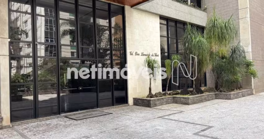 Apartamento para Alugar em Lourdes - 255 m² com 4 dormitórios/quartos disponíveis