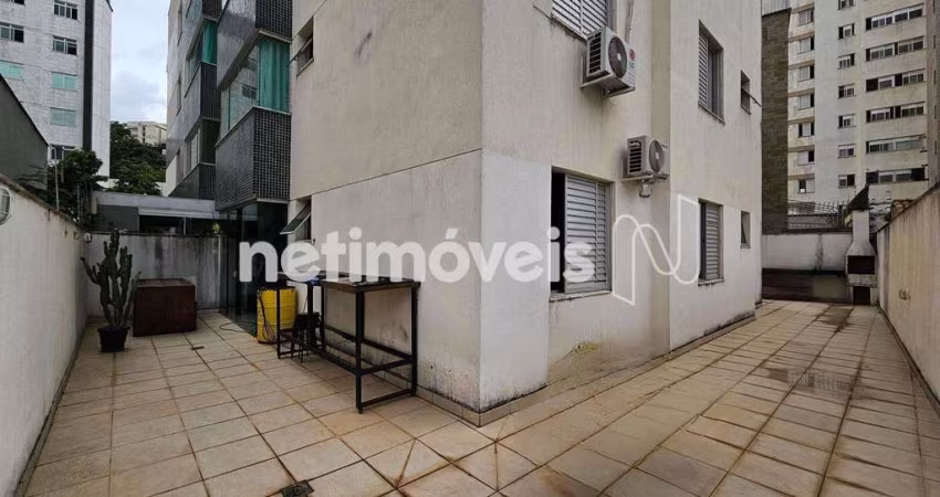 Apartamento de venda no Coração de Jesus com 3 dormitórios e 168 m² de área útil.