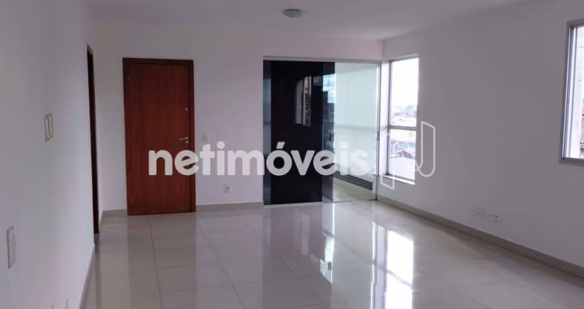 Apartamento à venda no bairro Sagrada Família com 110 m² e 3 dormitórios/quartos.
