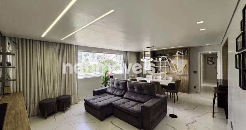 Apartamento à venda no bairro Buritis com 123 m² e 4 dormitórios/quartos disponíveis.