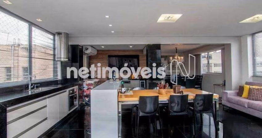 Cobertura à venda com 4 dormitórios no bairro Carmo - Área de 265 m² disponíveis!