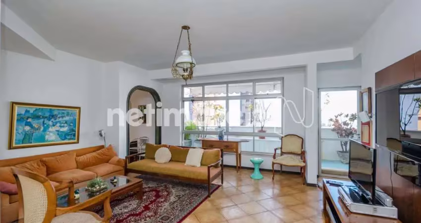 Apartamento à venda no bairro Funcionários com 373 m² e 4 dormitórios/quartos disponíveis.