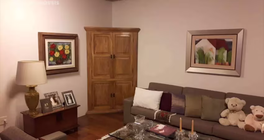 Apartamento à venda no bairro Gutierrez com 225 m² e 4 dormitórios/quartos disponíveis