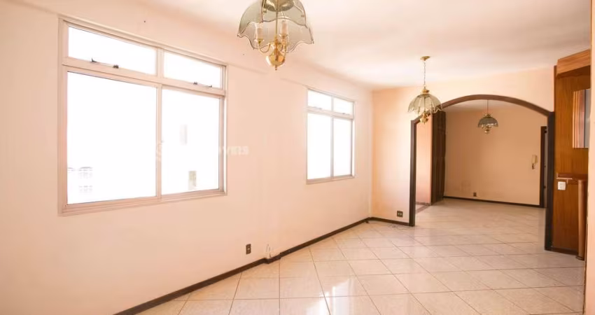 Apartamento à venda no bairro Cruzeiro com 140 m² e 3 dormitórios/quartos.