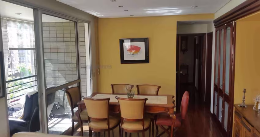 Apartamento à venda no bairro Lourdes com 100 m² e 3 dormitórios/quartos disponíveis
