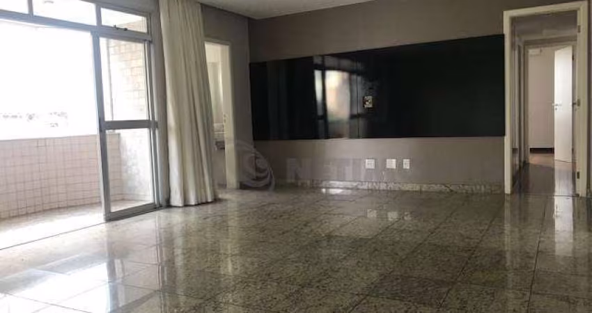 Apartamento à venda no bairro Funcionários com 4 dormitórios/quartos e 128 m².