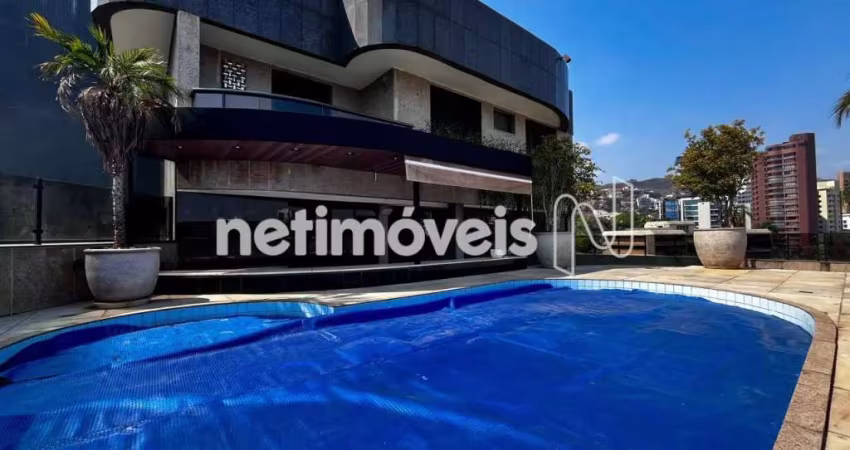 Cobertura à venda no bairro Serra com 452 m² e 4 dormitórios/quartos.