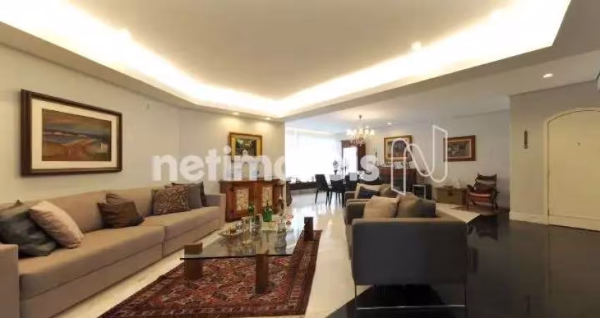 Apartamento à venda no bairro Santo Agostinho com 4 dormitórios/quartos e 420 m².