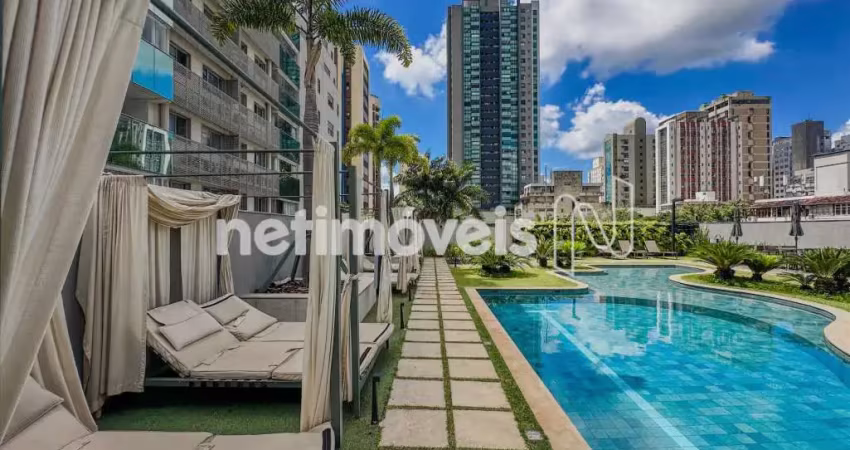 Apartamento à venda no bairro Funcionários com 70 m² e 2 dormitórios/quartos.
