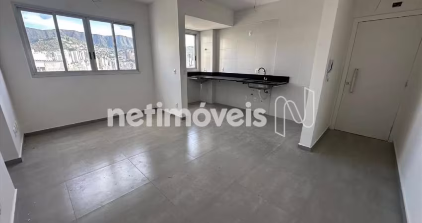 Apartamento à venda no bairro Serra com 68 m² e 3 dormitórios/quartos.