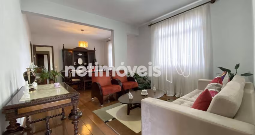 Apartamento à venda no bairro Luxemburgo com 140 m² e 4 dormitórios/quartos.