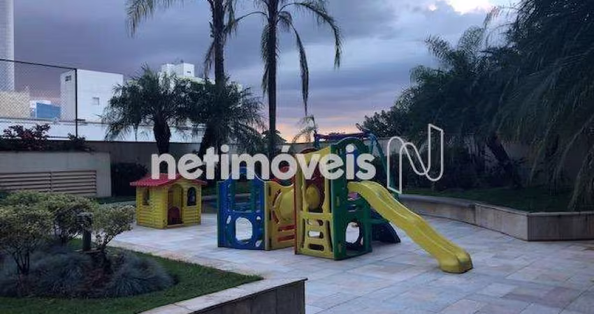 Apartamento à venda no bairro Santo Agostinho com 4 dormitórios e 168 m² úteis.