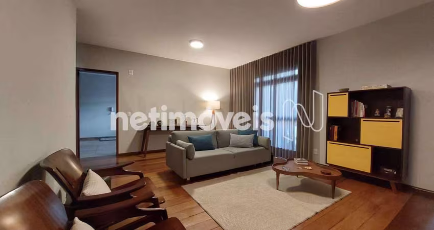 Apartamento à venda no bairro Funcionários com 4 dormitórios/quartos e 204 m² úteis