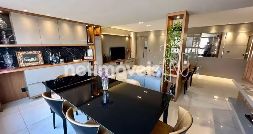 Apartamento à venda no bairro Buritis com 132 m² e 4 dormitórios/quartos disponíveis