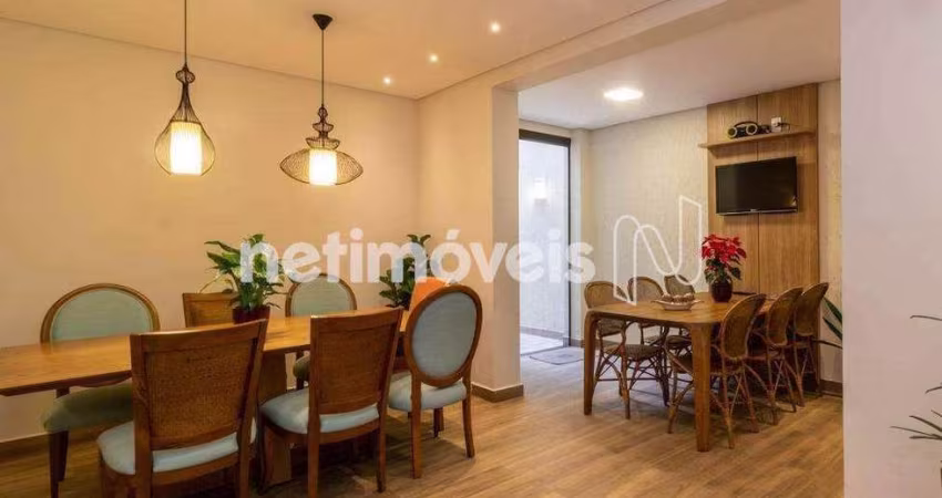 Apartamento à venda com 165m² e 4 dormitórios/quartos no Coração de Jesus