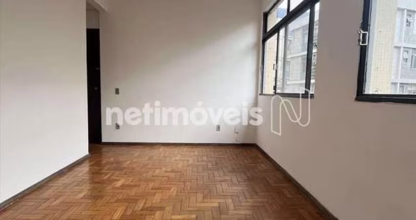 Apartamento à venda no Cruzeiro com 82m² e 3 dormitórios/quartos disponíveis.