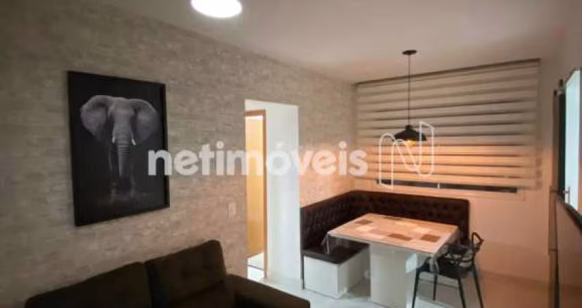 Apartamento à venda no bairro Santo Antônio com 45 m² e 2 dormitórios/quartos disponíveis.