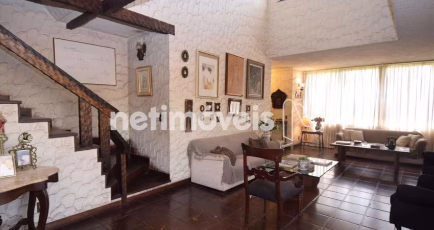 Apartamento cobertura à venda no bairro Gutierrez com 589m² e 4 dormitórios/quartos.