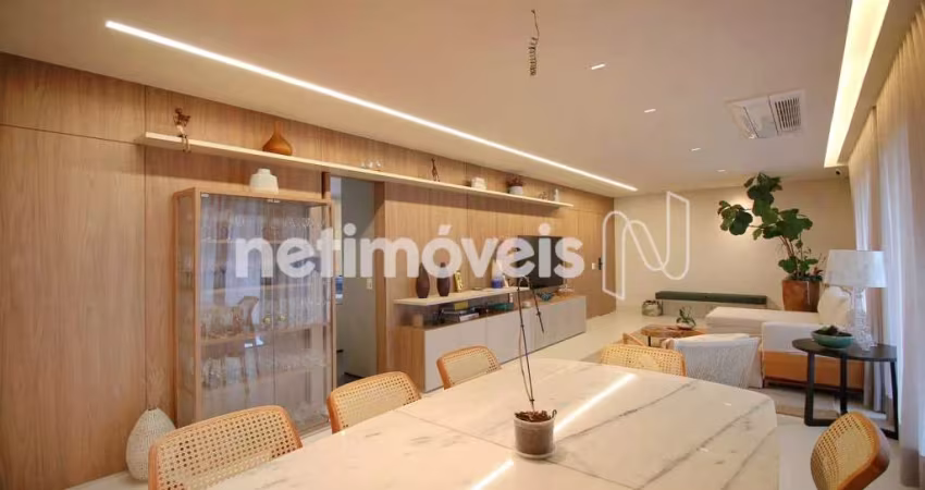 Apartamento à venda no bairro Santo Antônio com 173 m² e 4 dormitórios/quartos.
