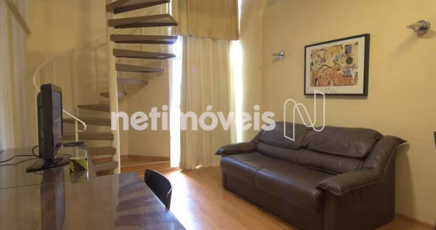 Apartamento para alugar na Savassi com 1 dormitório e 66 m² de área útil.