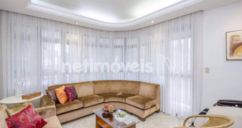 Apartamento à venda no bairro São Pedro com 147 m² e 4 dormitórios/quartos.