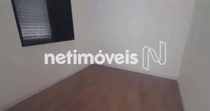 Apartamento à venda no bairro Floresta com 42 m² e 1 dormitório/quarto disponível.