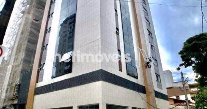 Cobertura à venda no bairro Santa Efigênia com 108 m² e 2 dormitórios/quartos.