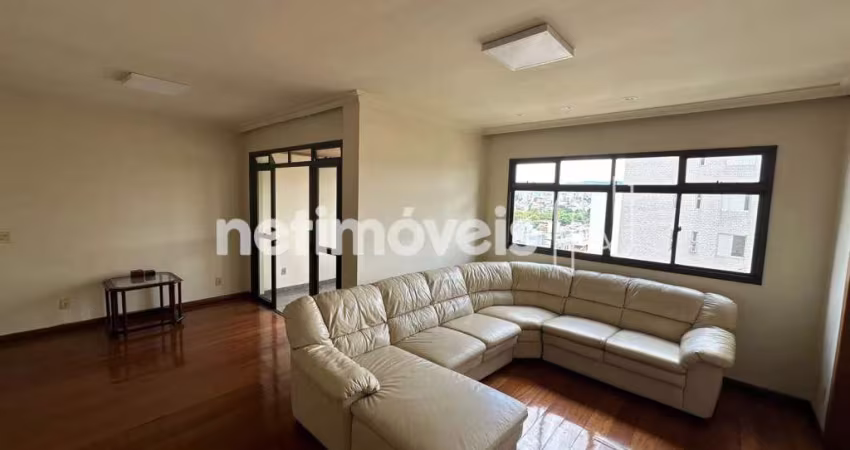 Apartamento à venda no Coração Eucarístico com 5 dormitórios e 142 m² de área útil.