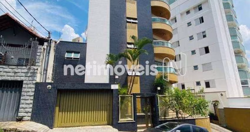Apartamento à venda no bairro Prado com 260 m² e 4 dormitórios/quartos disponíveis
