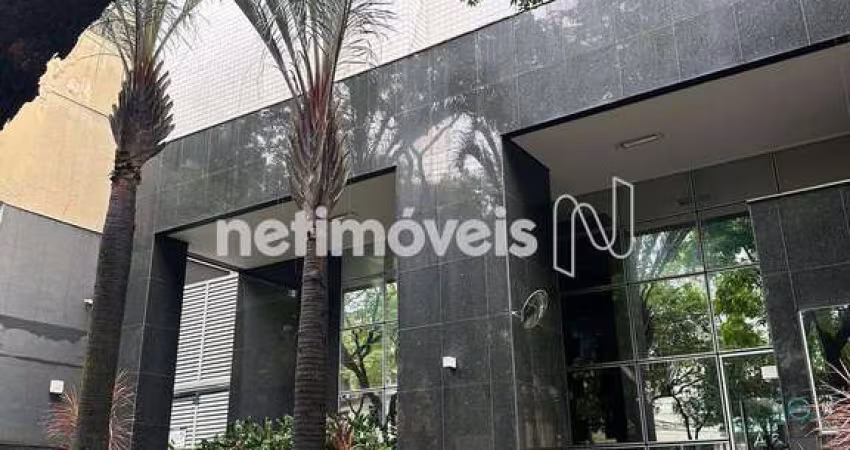 Apartamento à venda no bairro Lourdes com 95m² e 3 dormitórios/quartos disponíveis.