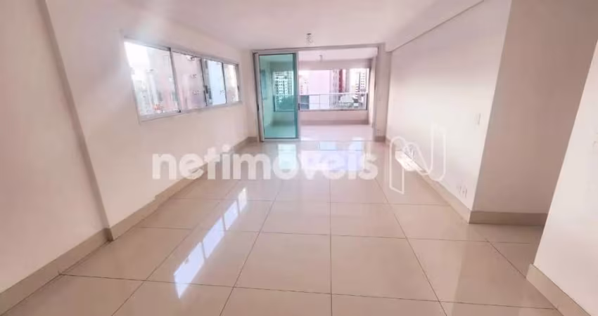 Apartamento à venda com 4 dormitórios no bairro Cruzeiro e área de 162 m².