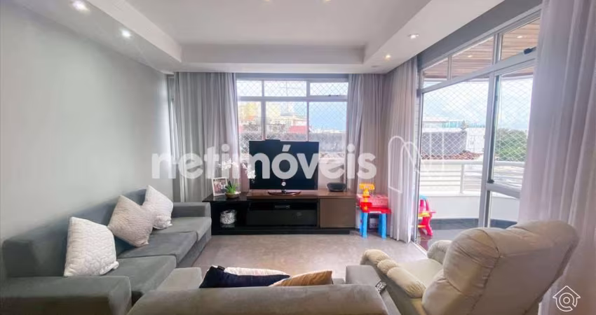 Apartamento à venda no bairro Prado, 140 m² com 4 dormitórios/quartos disponíveis.