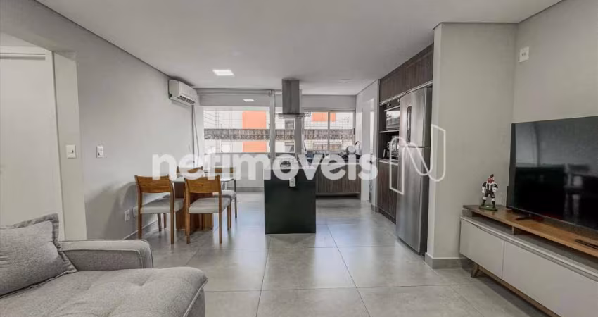 Apartamento à venda em Lourdes com 65 m² e 2 dormitórios/quartos disponíveis.