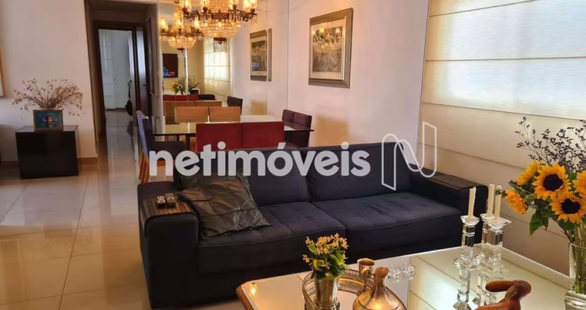 Apartamento à venda no bairro Buritis com 246 m² e 4 dormitórios/quartos disponíveis.