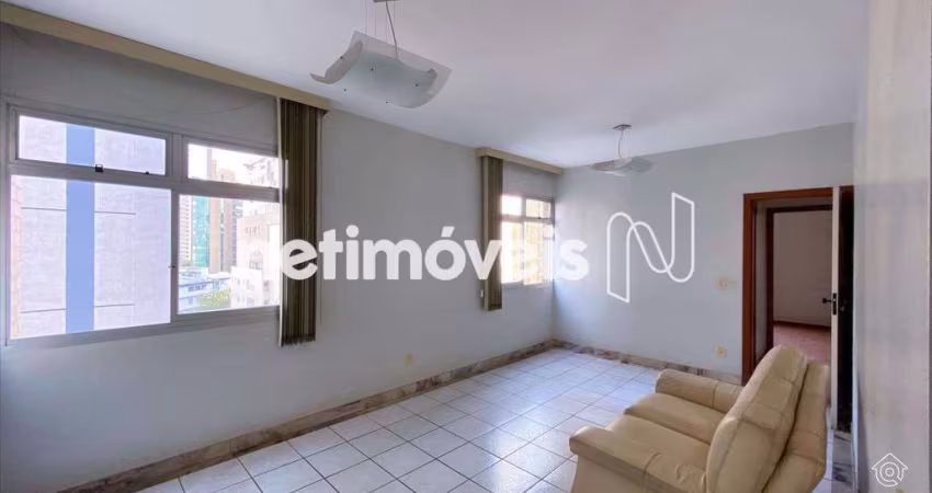 Apartamento à venda na Savassi com 80m² e 2 dormitórios/quartos disponíveis.