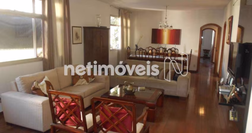 Apartamento à venda no bairro Lourdes com 249m² e 4 dormitórios/quartos disponíveis.