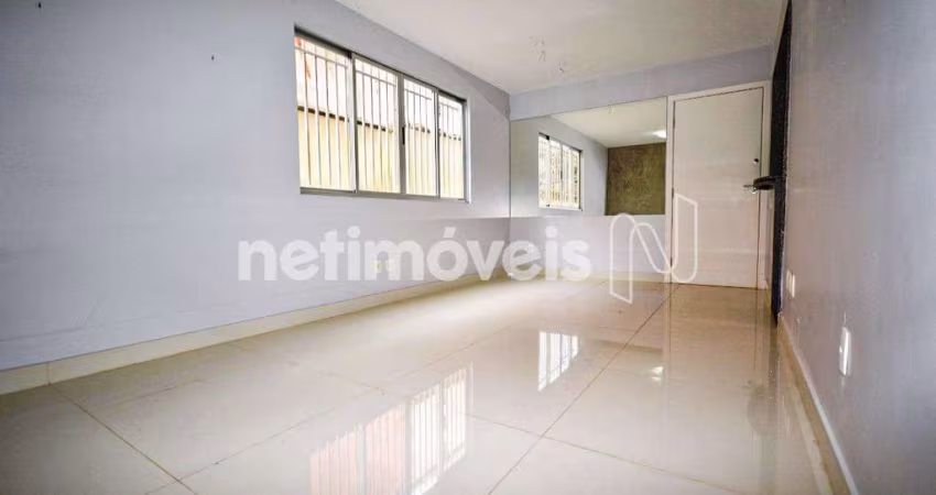 Apartamento à venda no bairro São Pedro com 71m² e 3 dormitórios/quartos disponíveis
