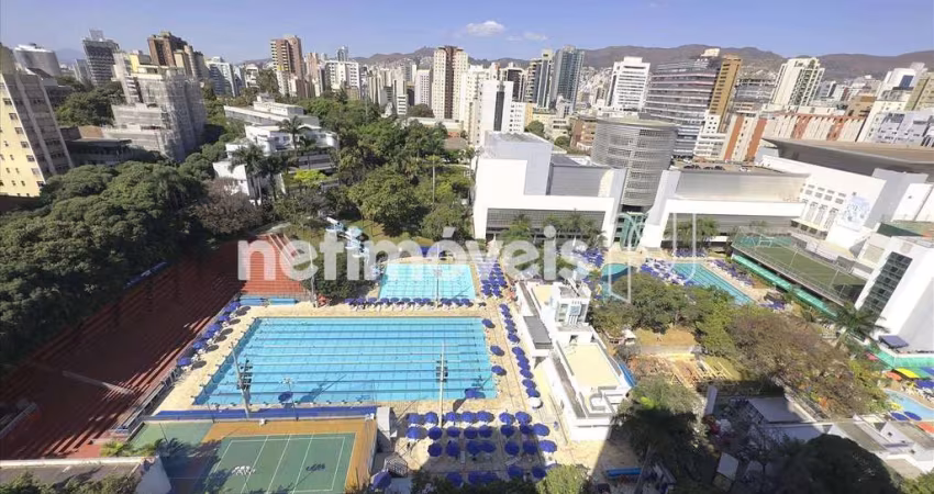 Apartamento à venda no bairro Lourdes com 4 dormitórios/quartos e 396 m² de área útil.