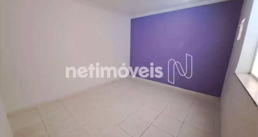 Escritório à venda no Centro com 30m² de área útil disponível para sua empresa.