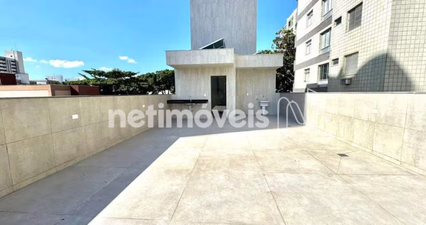 Cobertura à venda no bairro Serra - 220 m² com 3 dormitórios/quartos disponíveis!